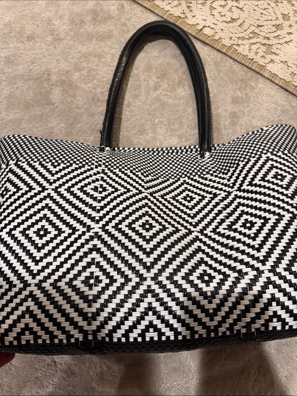 Black & White Geometric Tote Bag - Stylish Women's Carryall - Picture 2 of 5